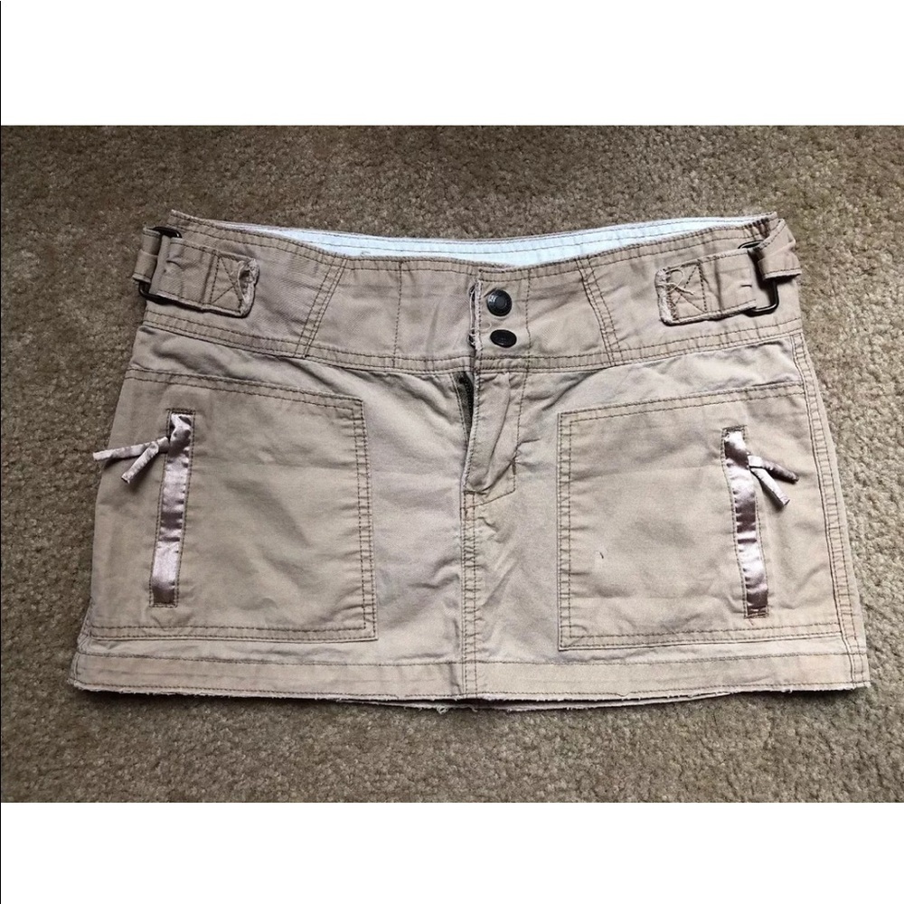 Designer-Abercrombie & Fitch khaki mini skirt 4 s